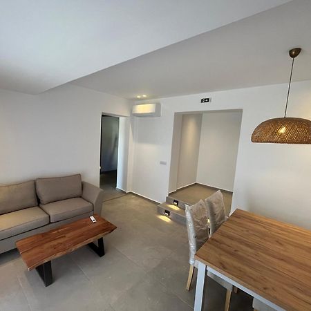 Cato Agro 3, Seafront Villa With Private Pool 奇波斯阿费提 外观 照片