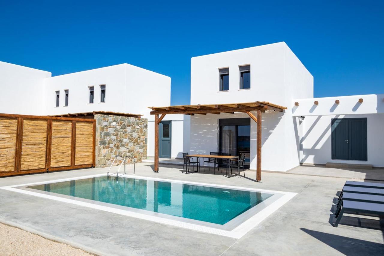 Cato Agro 3, Seafront Villa With Private Pool 奇波斯阿费提 外观 照片