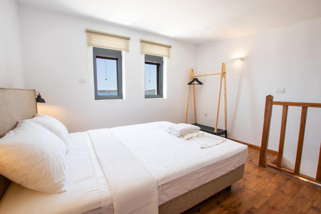 Cato Agro 3, Seafront Villa With Private Pool 奇波斯阿费提 外观 照片