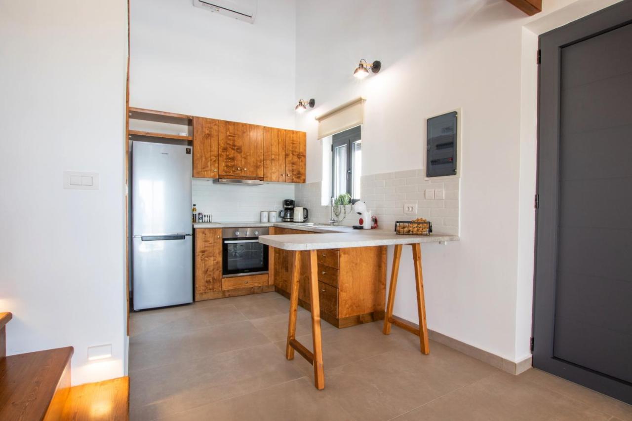 Cato Agro 3, Seafront Villa With Private Pool 奇波斯阿费提 外观 照片