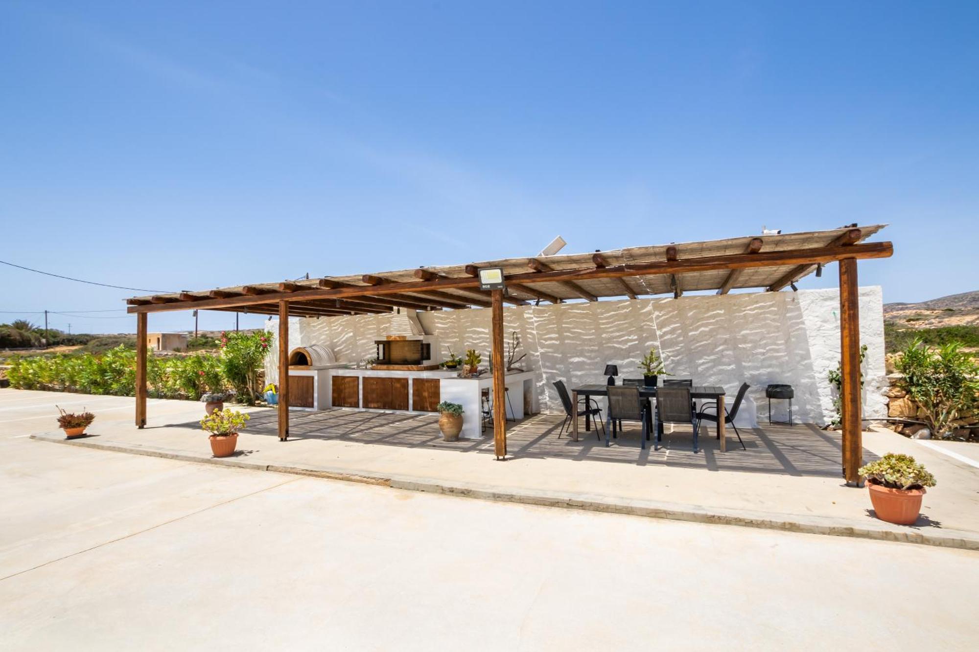 Cato Agro 3, Seafront Villa With Private Pool 奇波斯阿费提 外观 照片
